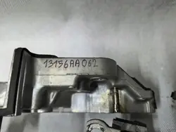 Subaru OE 13156AA062 distributieriemspanner beugel