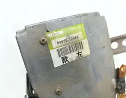 Colonne de direction Toyota OEM 89650-12060 Occasion