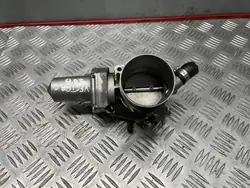Corps de papillon OEM 23666710 pour Opel Vectra C 3.2