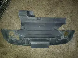 Pieza compartimento motor BMW OEM 8119816 - Usado
