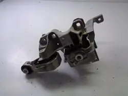 Mercedes-Benz OE A2472402000 Moottorin kiinnike