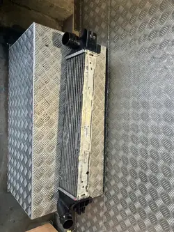 Intercooler Renault Trafic III 144960050R