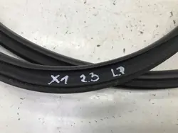 BMW X1 U11 2023 dörrtätning OEM 9451505 vänster fram