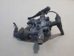 Nelitien venttiili OEM 3124013 Volvo FL 10:lle