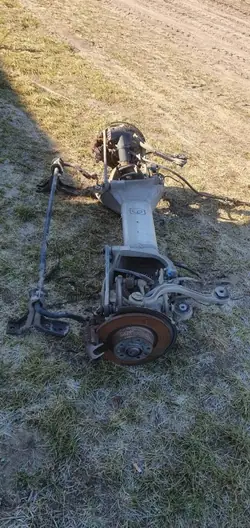 Poutre de suspension arrière OEM pour Peugeot 407 Coupé