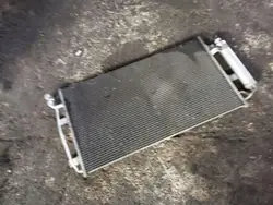 Nissan A/C-kondensaattori OEM 921313NA0A - Käytetty