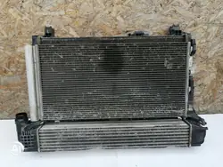 Conjunto de refrigeración Dacia Duster I 1.5 dci OEM 214108807R