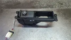 Audi A4 B6 B7 Tupakansytytin OEM 8E0863284E