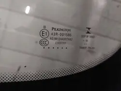 Begagnad framruta OEM 9218702 för BMW F10