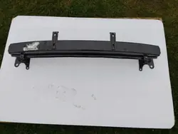 Etupuskuri SKODA FABIA II Ennen Faceliftiä