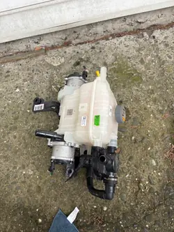 Driewegklep Hyundai OE 25660-CU000 voor Ioniq 6