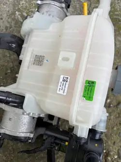 Soupape trois voies Hyundai OE 25660-CU000 pour Ioniq 6