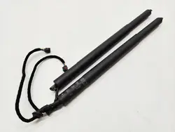 AUDI Q3 Elektriska bagagelucka aktuatorer 83A827851F