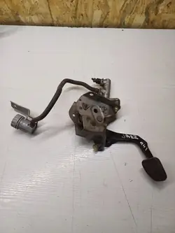 Pedal de embrague OEM BHZ2103 para Honda Jazz II