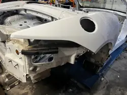 OEM iscarparts: Taka-oikea lokasuoja Jaguar F-Type