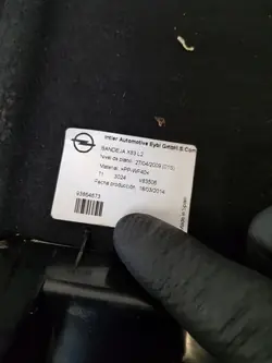 OEM 9832577880 Prateleira Traseira Completa Renault Trafic IV