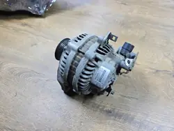 HONDA CIVIC VII 1.8 i-VTEC Vaihtovirtageneraattori A2TC1391ZE