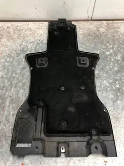 Underkörningsskydd Audi Q7 7L8825231A