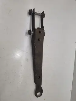 Vaihteiston kiinnitys OEM nera VW Sciroccolle