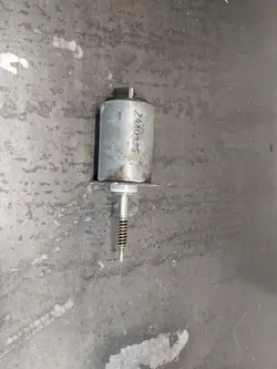 BMW OE Nokka-akselisäädin 750678807 Käytetty