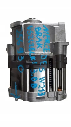 Bomba de óleo Mercedes OEM A6541802501 para W213 3.0 B