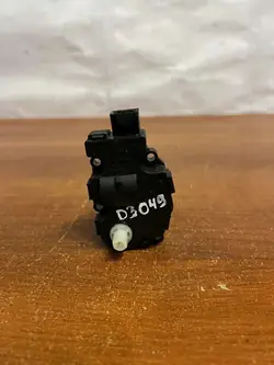 Motor de válvula Audi OE D3049 para A4 8E2 B6