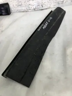 Mazda CX-30 Stänkskärm OEM DFR556916 Begagnad