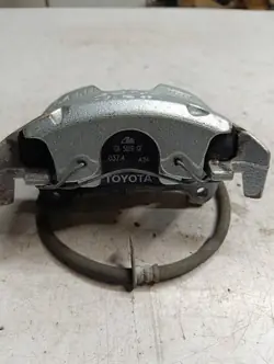 Étrier de frein avant gauche Toyota FLS17442 - Occasion