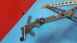 Lève-vitre avant droit Mercedes-Benz W123 OEM RBC2639