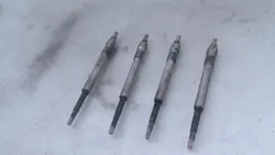 Bujía de precalentamiento OEM N10 579 803 Volkswagen