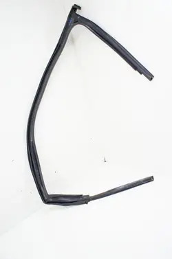 UU166 5G4837431/432 fram höger dörr fönstertätning