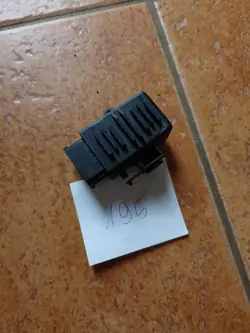 ME Premium Istuinlämmityksen Ohjain 1K0 959 772