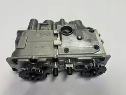 Pompe à huile Mercedes AMG OEM A1561802401 - Occasion