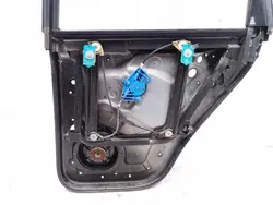 Cadre vitre porte arrière gauche VW Touareg OEM 7L6839729B