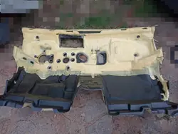 OEM WYGŁUSZENIE ŚCIANY GRODZIOWEJ RENAULT CLIO IV 4