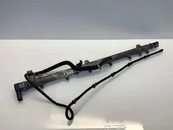 Mercedes-Benz OE A6130700195 Einspritzschiene Gebraucht