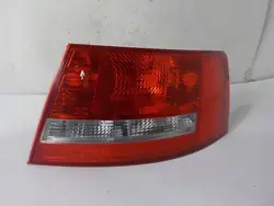 AUDI A6 C6 Sedán Lámpara Trasera Derecha