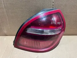 Luz trasera derecha Nissan Almera N16