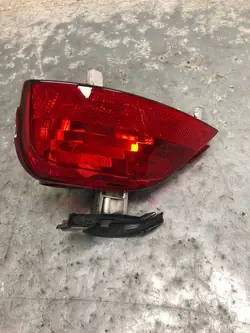 Farol de neblina traseiro direito Renault Megane III 265850001R