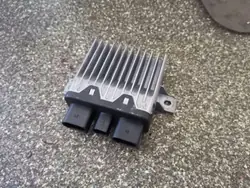 Relais de ventilateur radiateur OEM 4H0907160E Audi A6 Avant