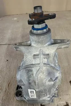OEM 8482617 Taka-akselin tasauspyörästö BMW 5 G30 3.0D X-Drive