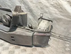 Poutre de pare-chocs avant OEM BELKA ZDERZAKA Volvo V50