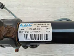 Etumainen Oikea Iskunvaimennin Audi A5 8F0413030B
