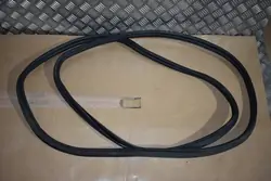 Joint de coffre OEM 4ML827705 55 pour Lamborghini Urus