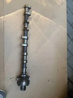 Árbol de levas izquierdo escape OEM a1560504501 Mercedes 63 AMG