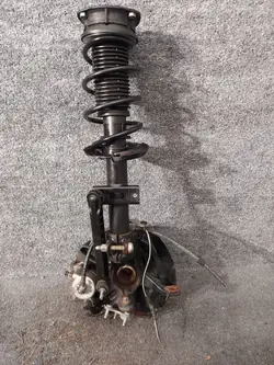 OEM 2Q0413031DL McPherson-jousitus VW T-Cross:lle