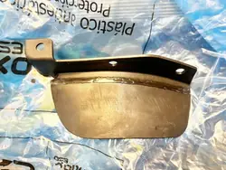 BMW X3 E83 Oikea etu roiskesuoja OEM 3418122
