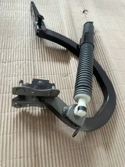 OEM 7366398 7366397 BMW 5 G30 LCI Charnière Coffre Électrique