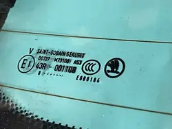 Vitre arrière Skoda Superb B6 OEM 43R001108 Occasion