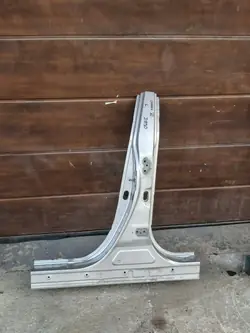 Toyota Camry XV40 B-pilari vasen OEM
